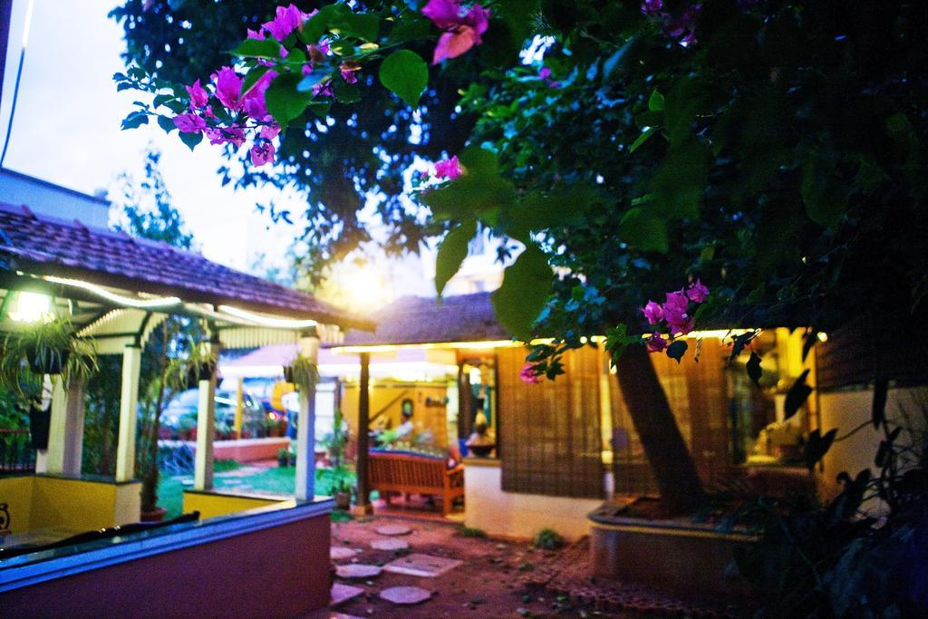 คาซา คอตเทจ Bed & Breakfast บังกาลอร์ ภายนอก รูปภาพ